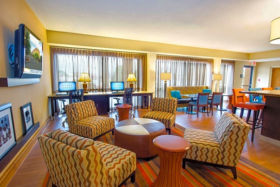 Hampton Inn By Hilton Atlanta-Southlake