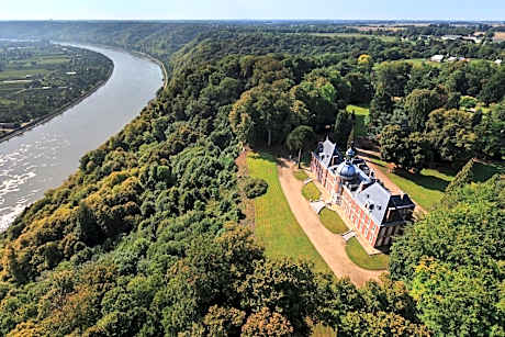Chateau Du Landin