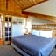 The Boulder Creek Lodge