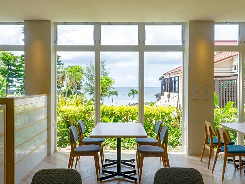 Hotel Breezebay Marina