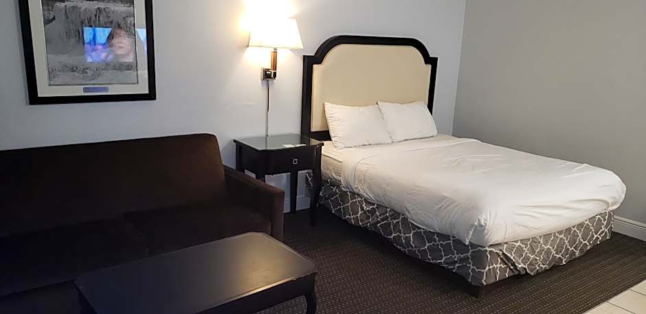 Niagara Falls Courtside Inn
