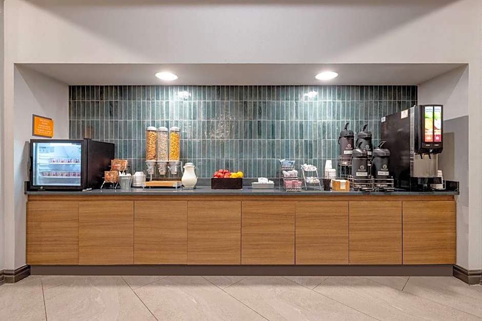 La Quinta Inn & Suites by Wyndham Sherman