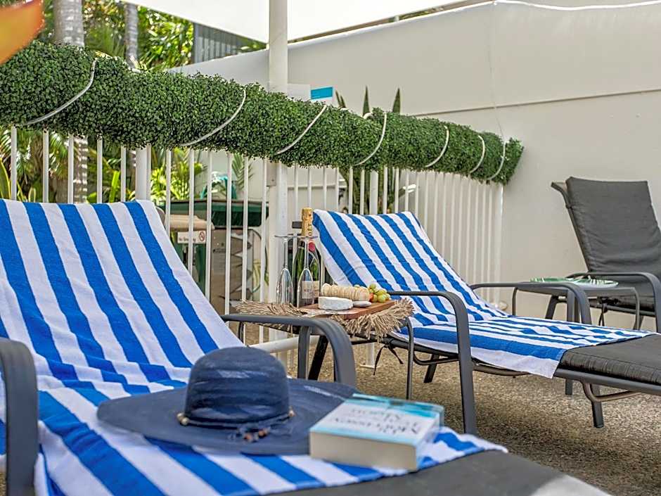 The Burlington Holiday Apartments
