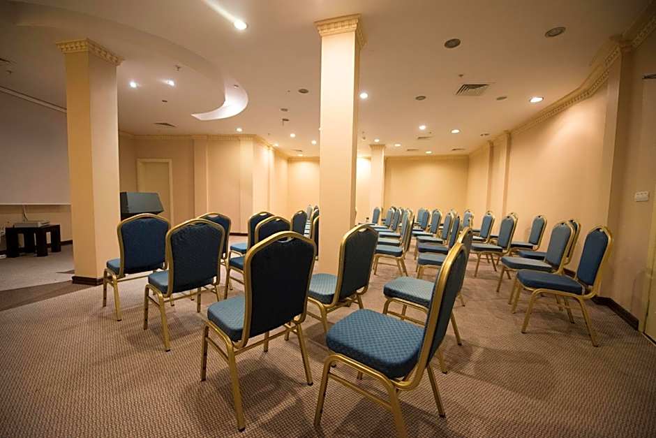 X Life Hotel Sarıgerme 15 - Adult Hotel