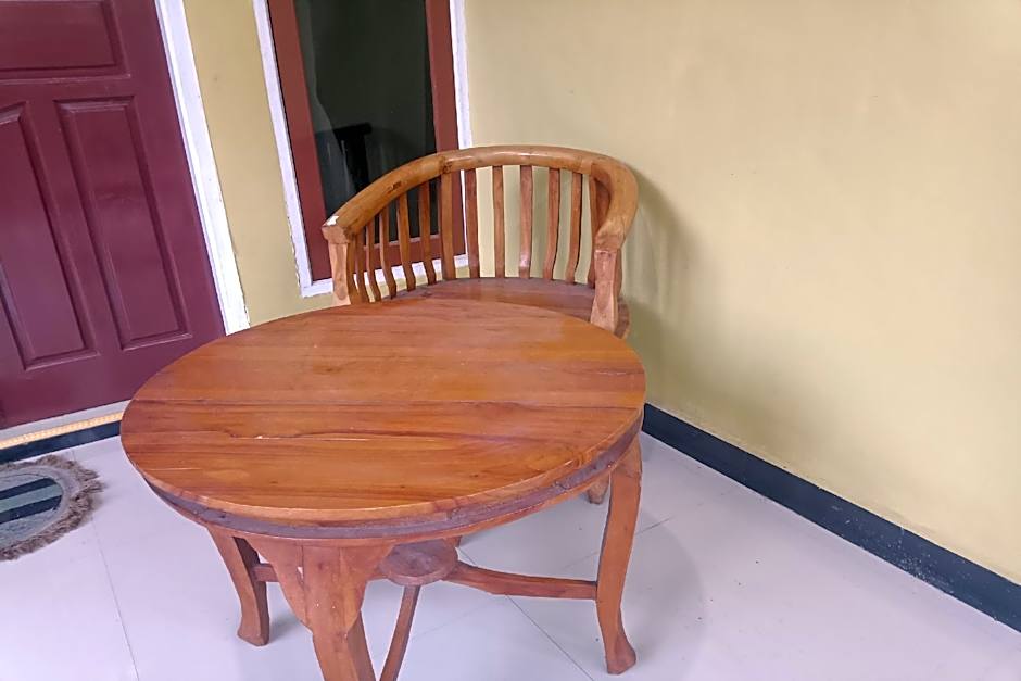 Hotel O Penginapan Annisya Near SMA Negeri 2 Mataram