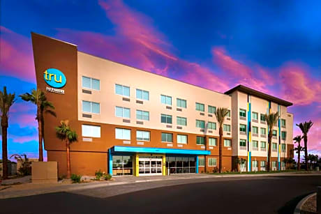 Tru by Hilton Goodyear Phoenix West