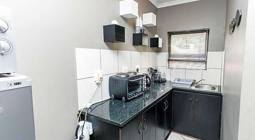Altissimo Symphony Guesthouse