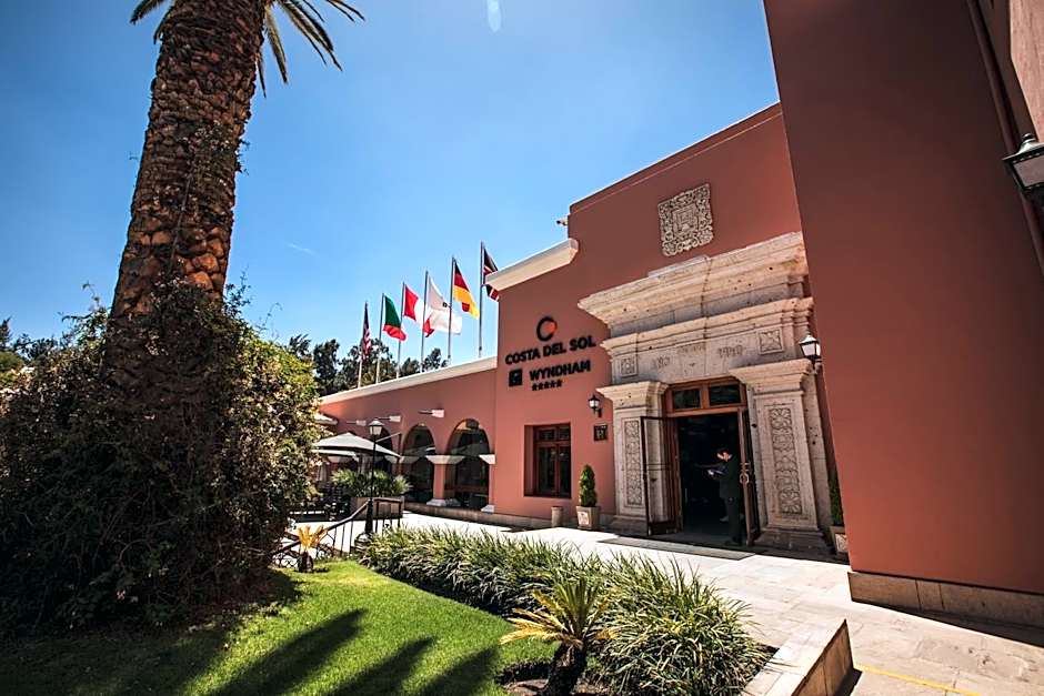 Wyndham Costa del Sol Arequipa