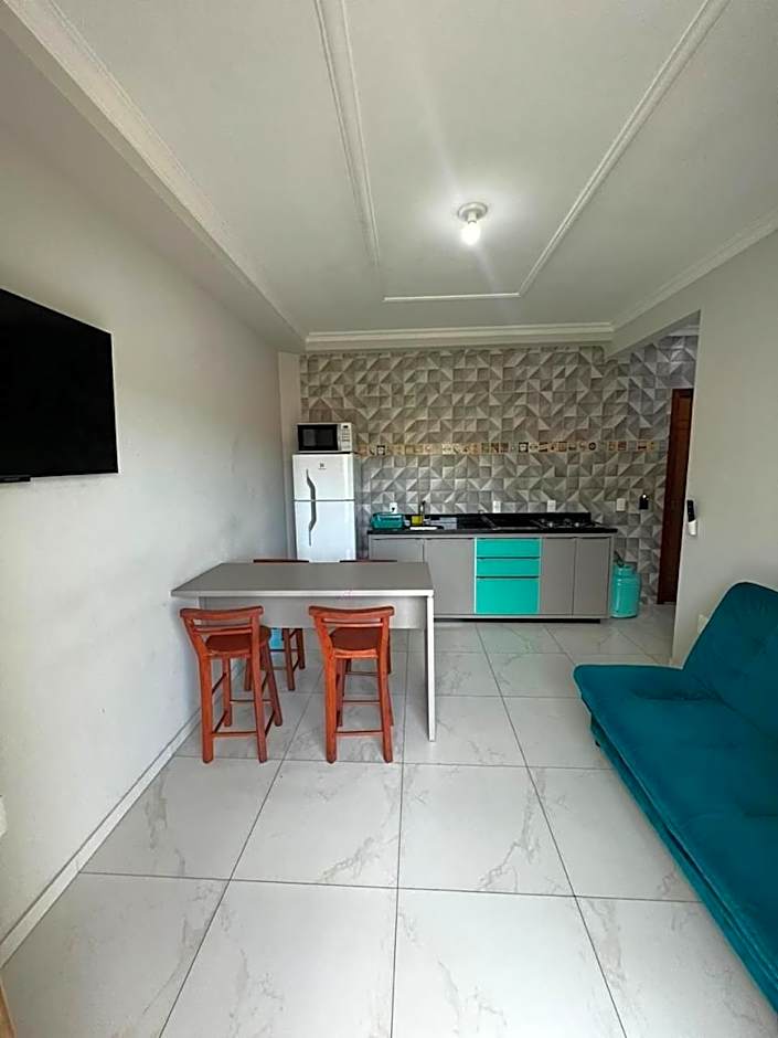 Seu refúgio paradisíaco a apenas 330 metros do mar TUB