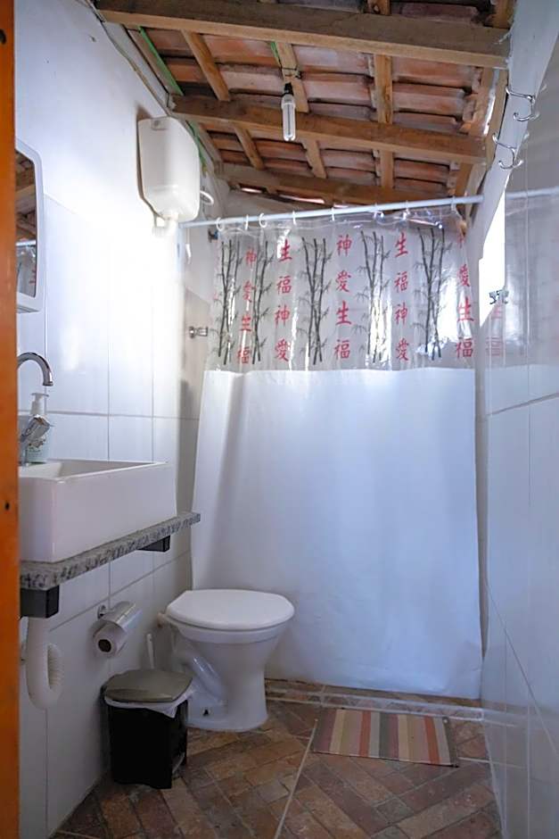 Hostel Yellow House MG