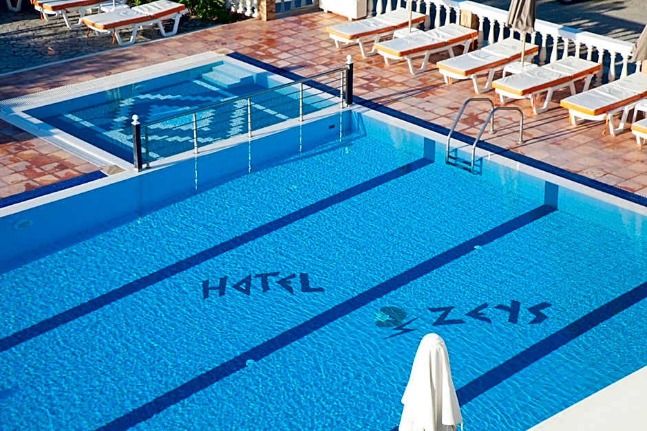 Zeus Hotel