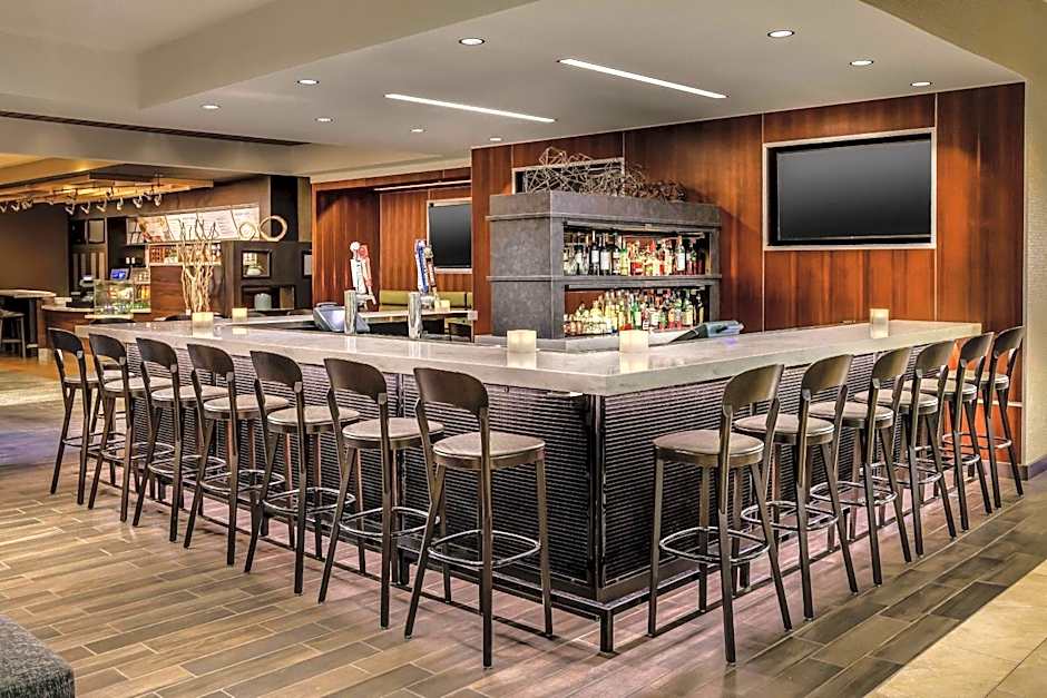 Courtyard by Marriott Charlotte City Center