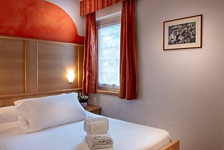 Economy Double Room with French Double Bed