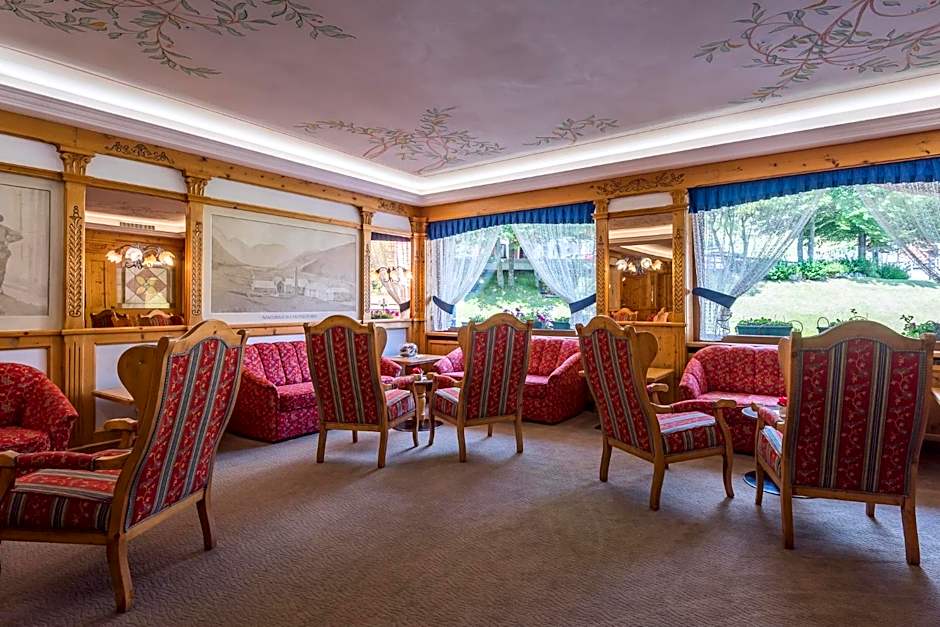 Hotel St. Raphael
