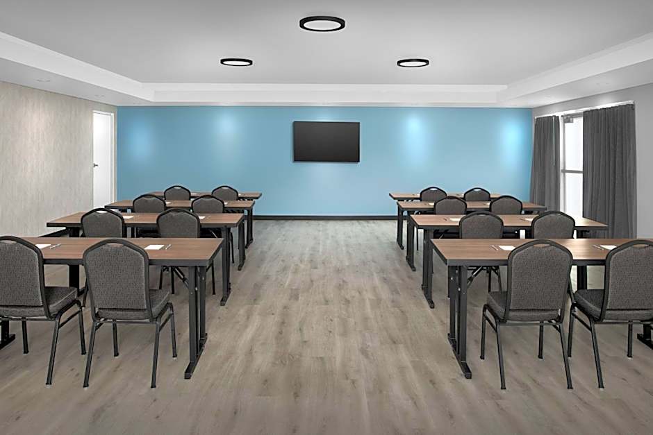 Fairfield Inn & Suites by Marriott at Dulles Airport