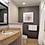 Courtyard by Marriott Long Beach Airport