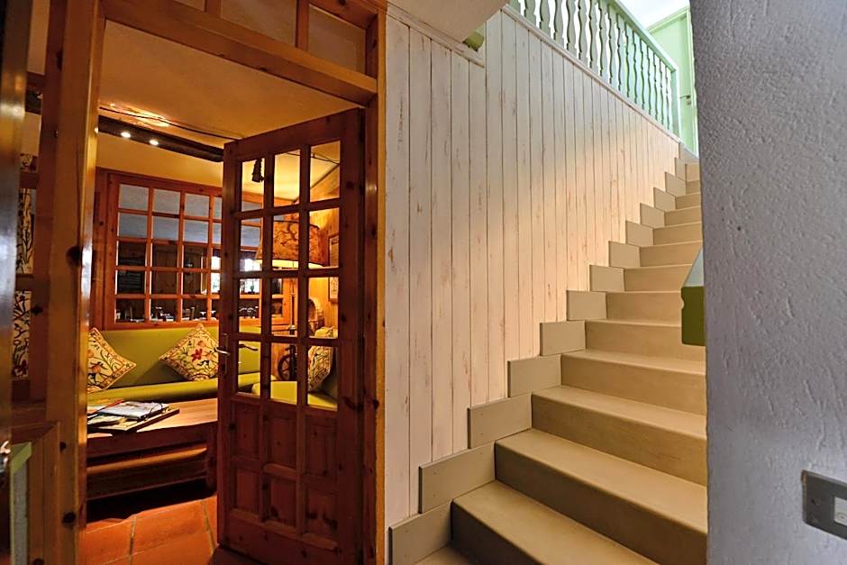 Hotel Petit Dahu - Chambres et Restaurant