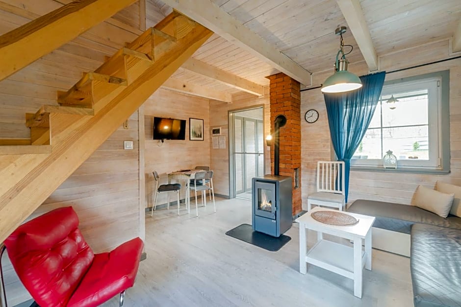 Domki w Dolinie Wieżycy