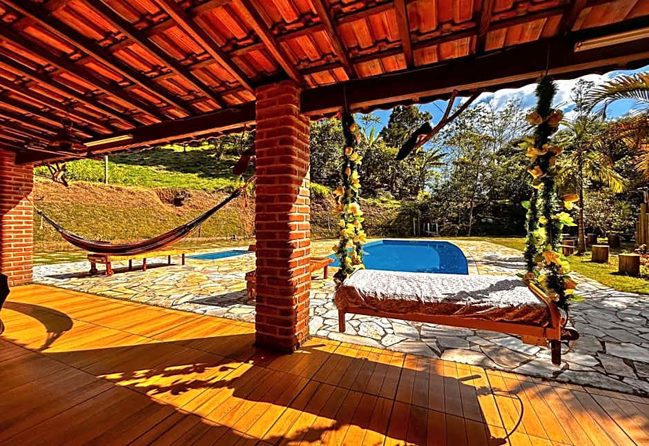 Chacara com lazer e conforto em Joanopolis SP