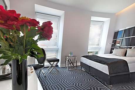 Deluxe Premium Double Room