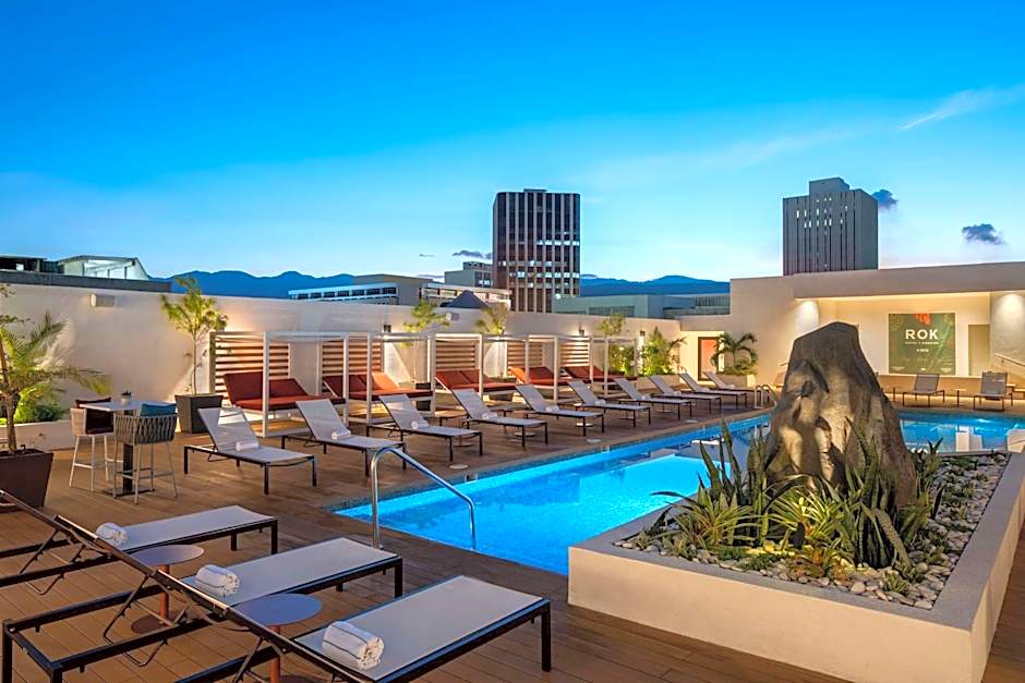 Rok Hotel Kingston Tapestry Collection By Hilton