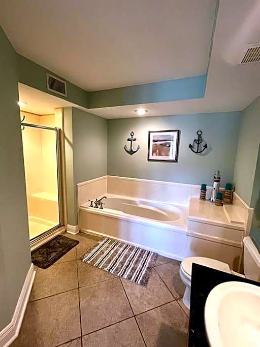 Biloxi Beach-Good Vibes Condo