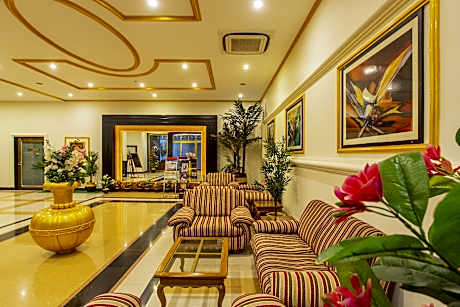 Hotel The Grand Regency