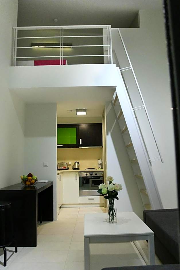 VIVIAN Art Apartments