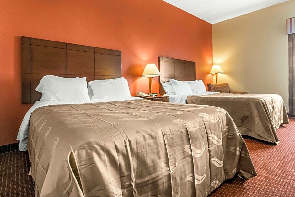 Quality Inn & Suites Lawrenceburg