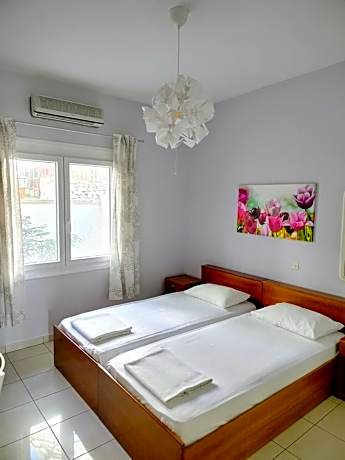 Family Room - Ground Floor without Balcony