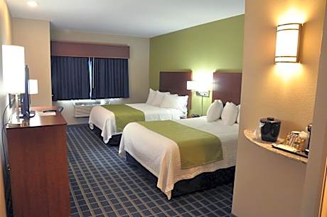 Deluxe Queen Room