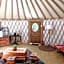 Eco-hôtel et Yourtes du Mercantour