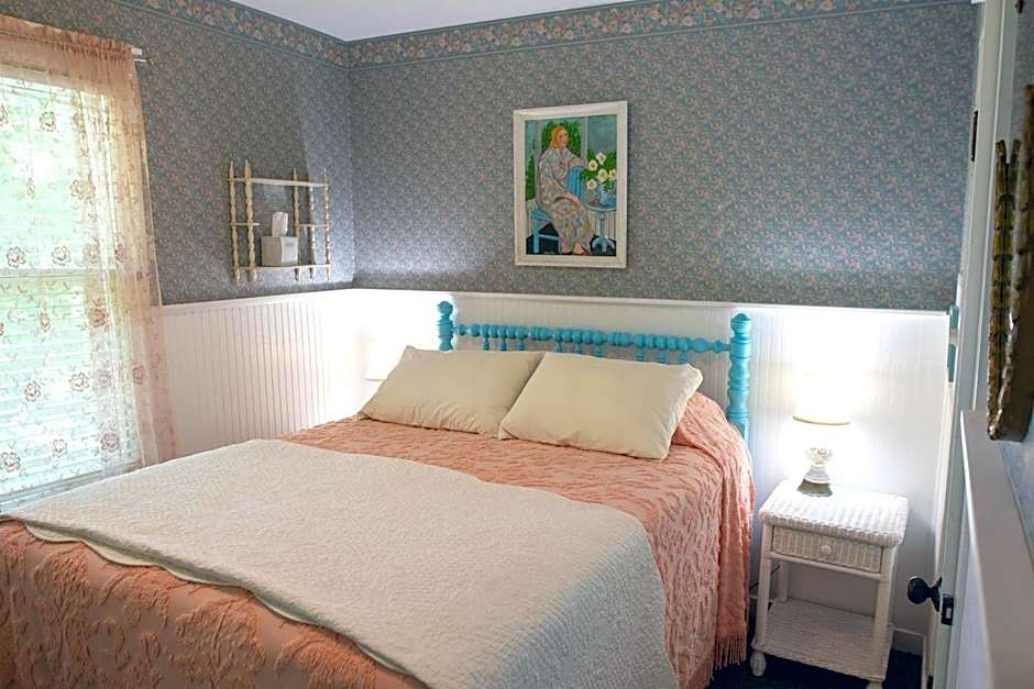 Terrace Inn and 1911 Restaurant