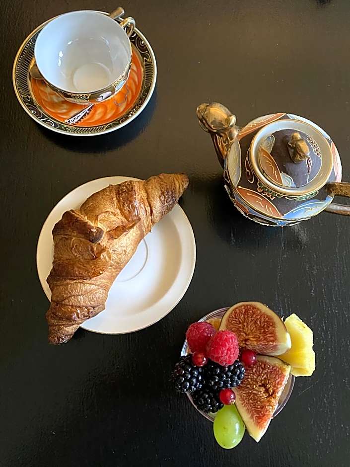 The Museum - Au Lit, Jérôme!