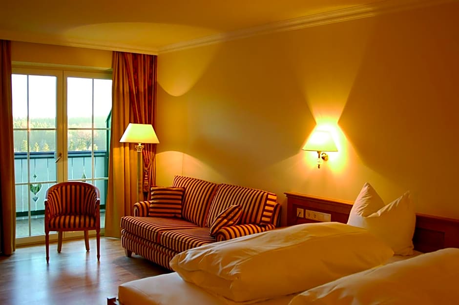 Photo 1 of 6 of Double Room
