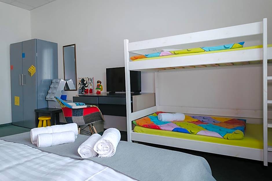 Hotel a Museum of Bricks