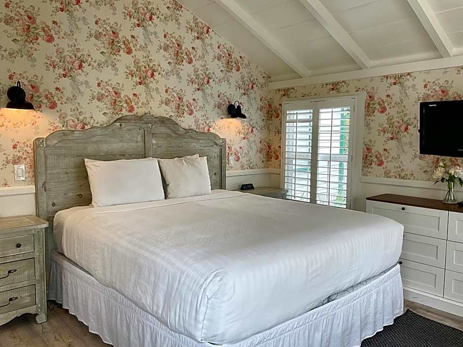 Carmel Green Lantern Inn