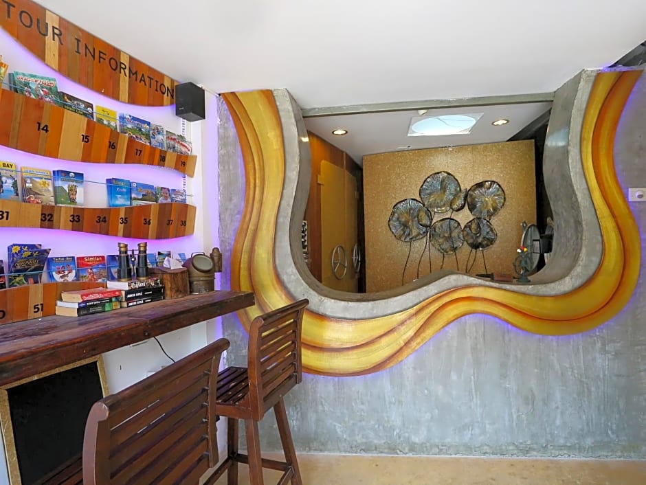 Baan Kamala Backpacker