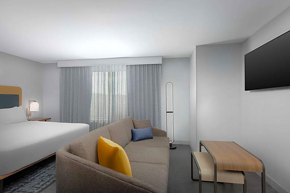 Homewood Suites by Hilton Newport Cincinnati