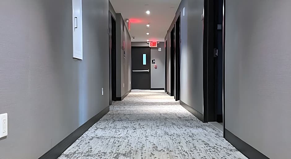 Hotel Mirage Brooklyn