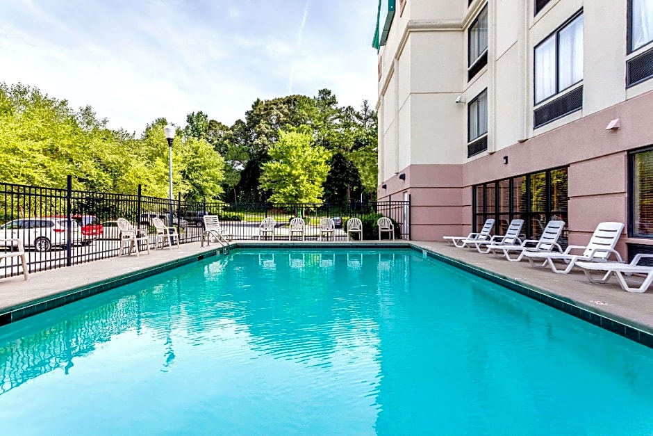 Wingate by Wyndham Atlanta/Six Flags Austell