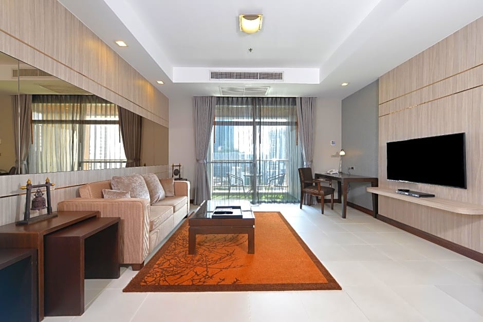 Grand Asoke Suites Boutique Residence