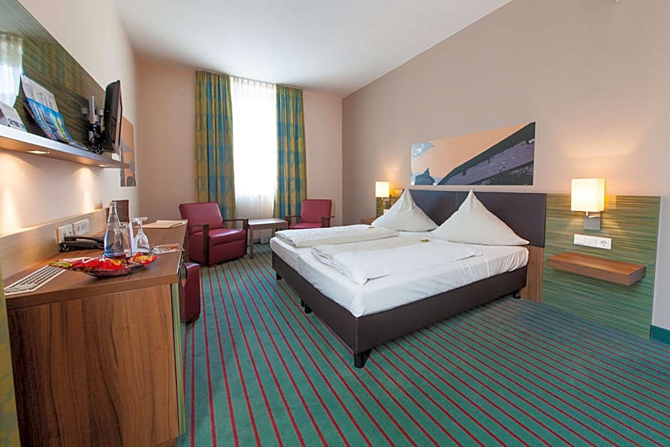 Novina Hotel Tillypark