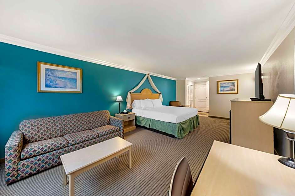 Best Western Harbour Inn & Suites Huntington - Sunset Beach