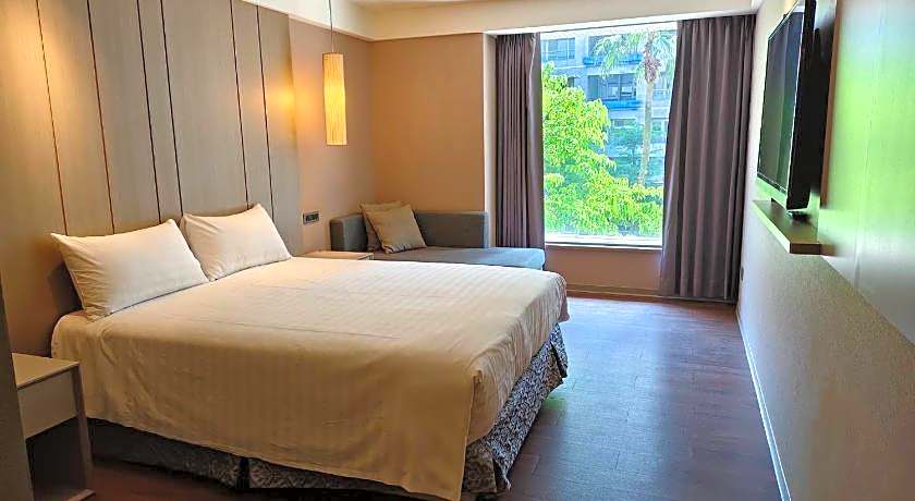 CHECK inn SELECT Taipei NeiHu