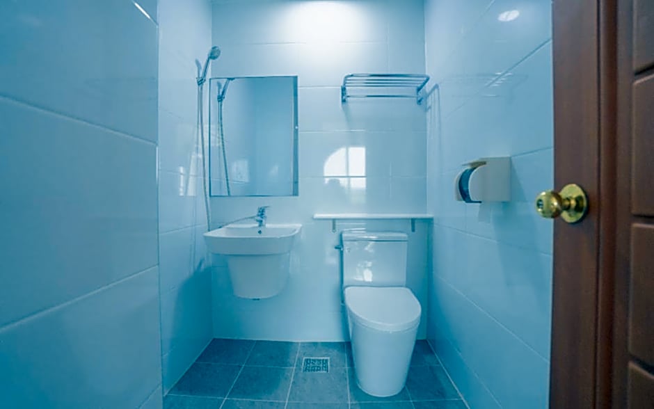 Donghae(mangsang) East House