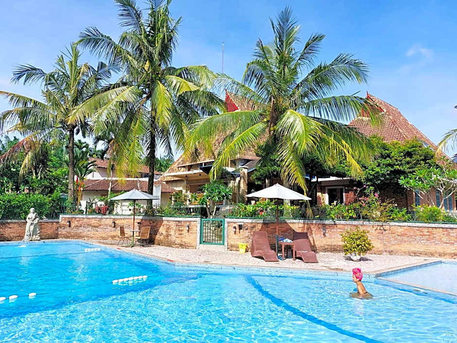 Hotel Deli River and Restaurant Omlandia