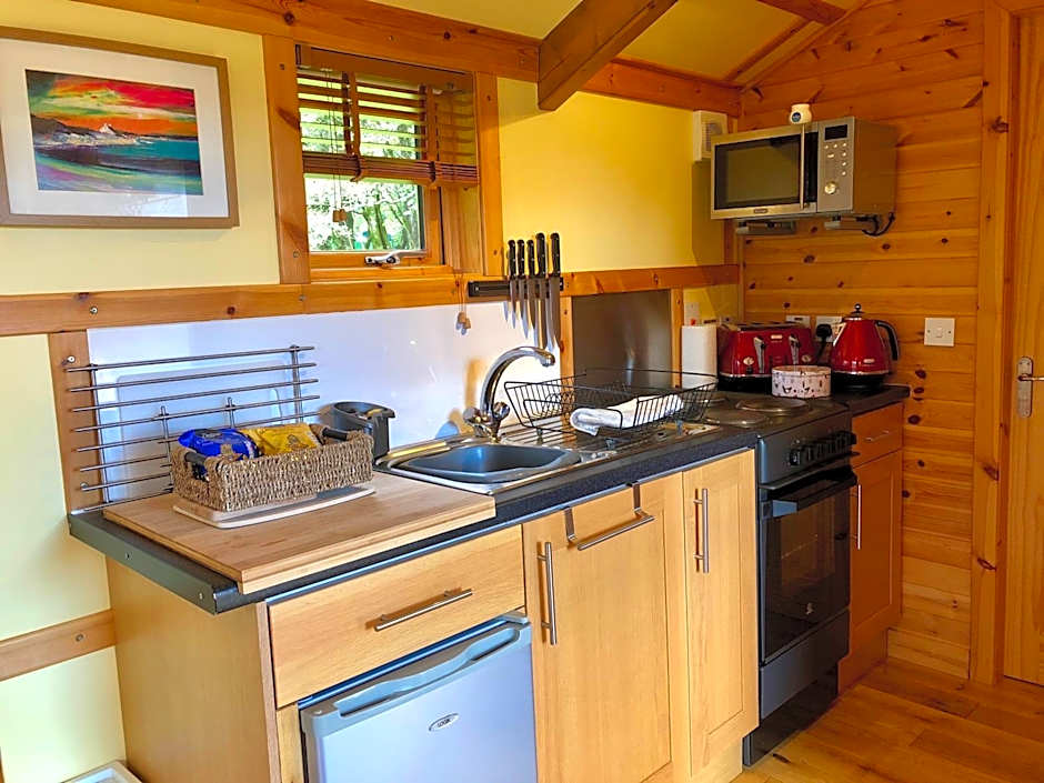 Rashfield Sheilings - Riverside Lodges, by Pucks Glen, Dunoon