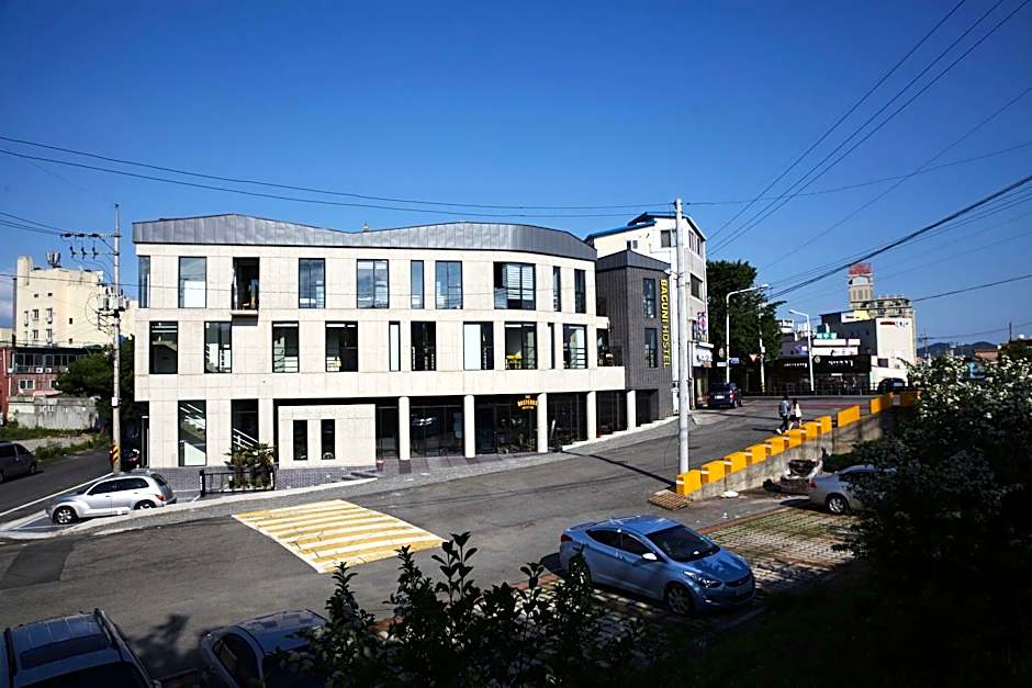 Baguni Hostel