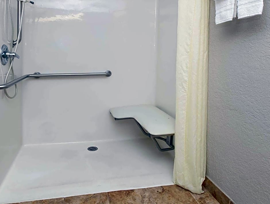 Microtel Oklahoma Cty Airport – Oklahoma City, OK